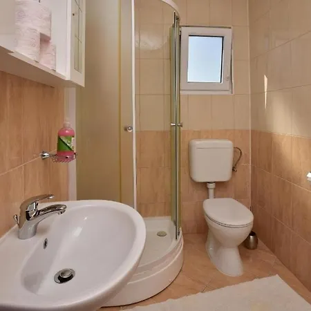Апартаменты With Parking Space - 24785 *