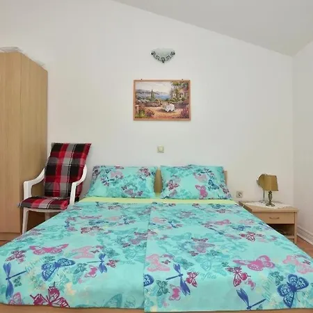 Апартаменты With Parking Space - 24785 Макарска